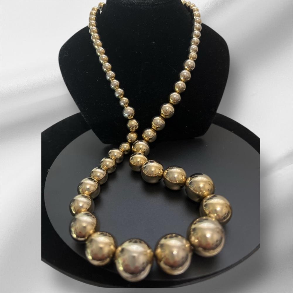 Vintage gold plated Graduated Ball Beads Strung On Chain Necklace 32”